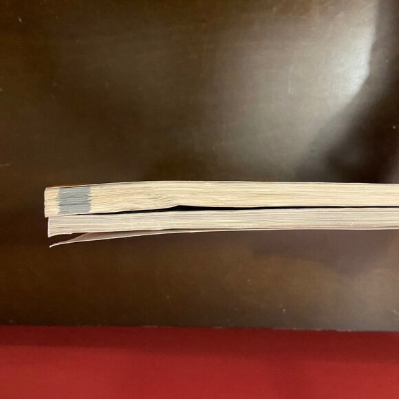 ⭐4 FOR $20⭐ Men's Health Total Nutrition and Total Body Guides - Picture 4 of 4